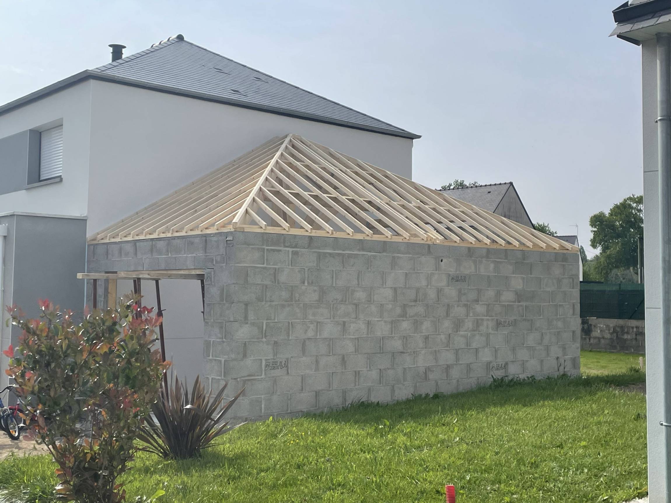 Garage sur la commune de Nostang (8)