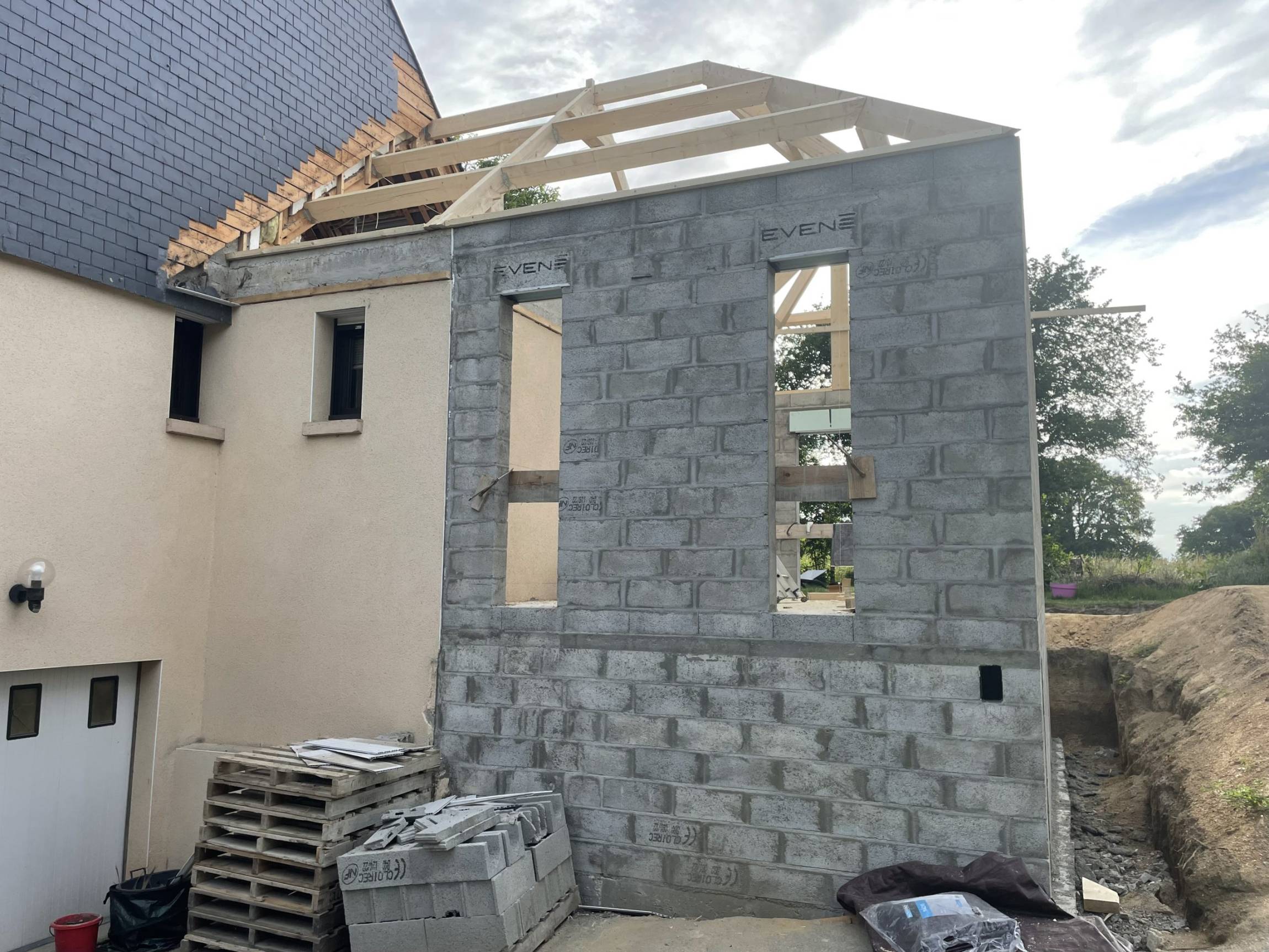 2 Extensions sur la commune de Ploeren (40)